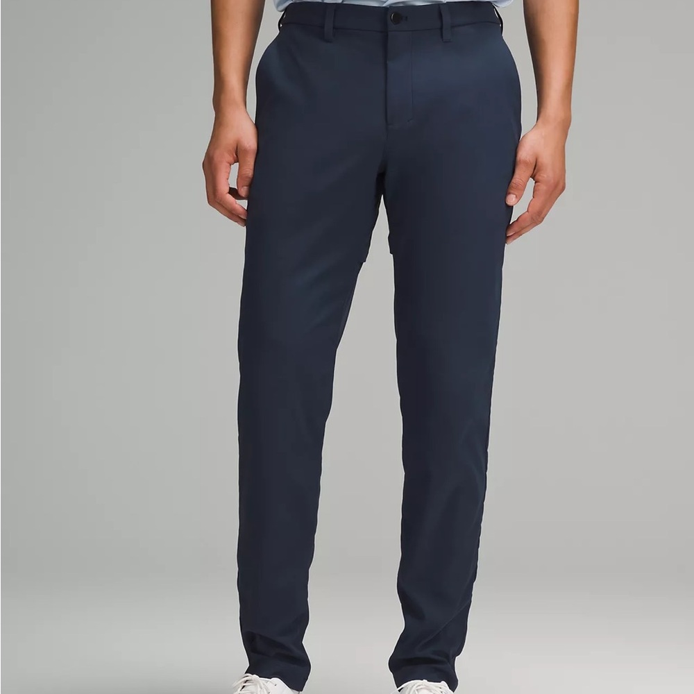 Men's Lululemon Commission Slim Fit Warpstream Size 33 True Navy Golf Pants